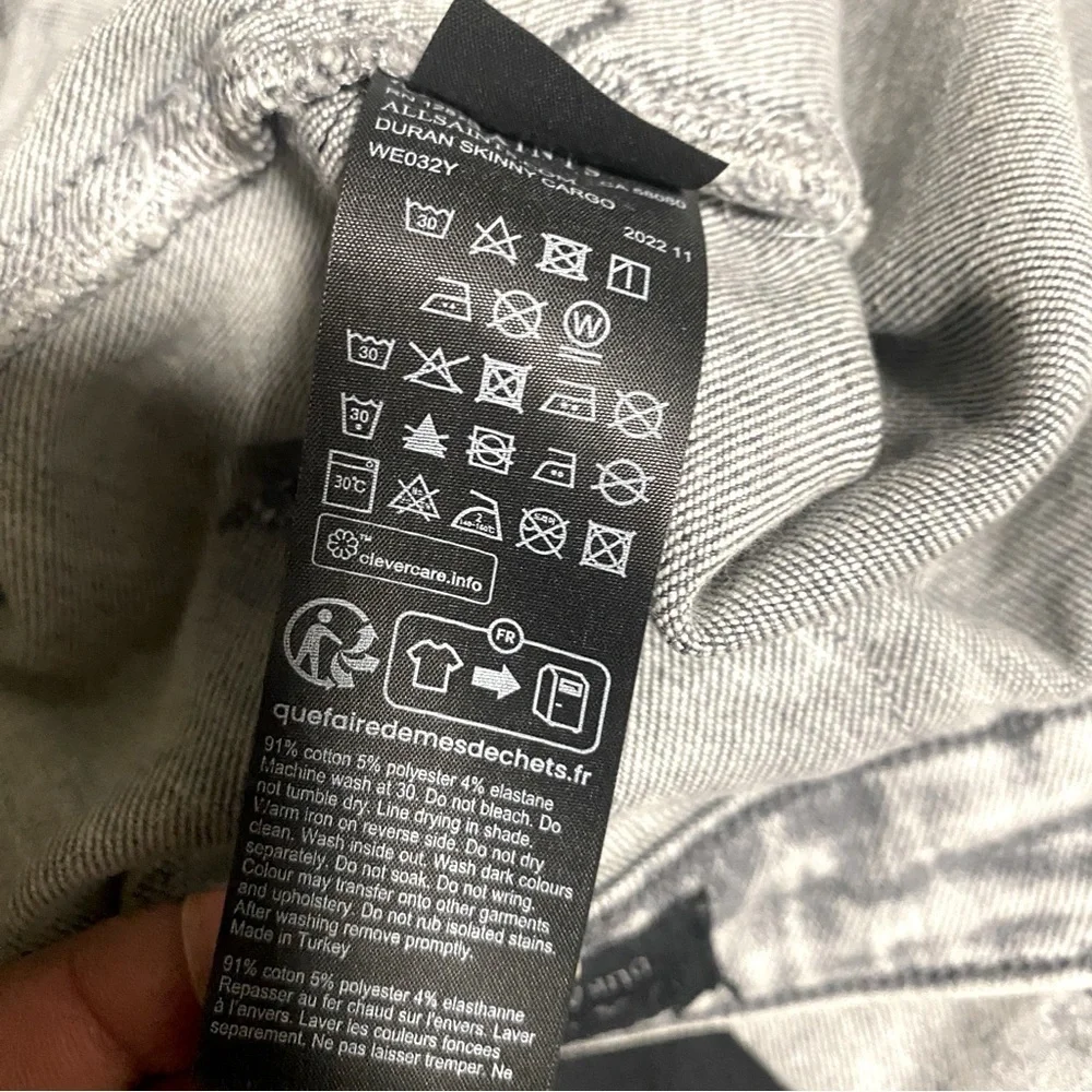 NWOT ALLSAINTS Duran Mid Rise Skinny Cargo Pants in Snow Grey - Size W28